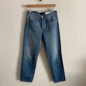 Rag and bone mid rise boyfriend denim Size 26